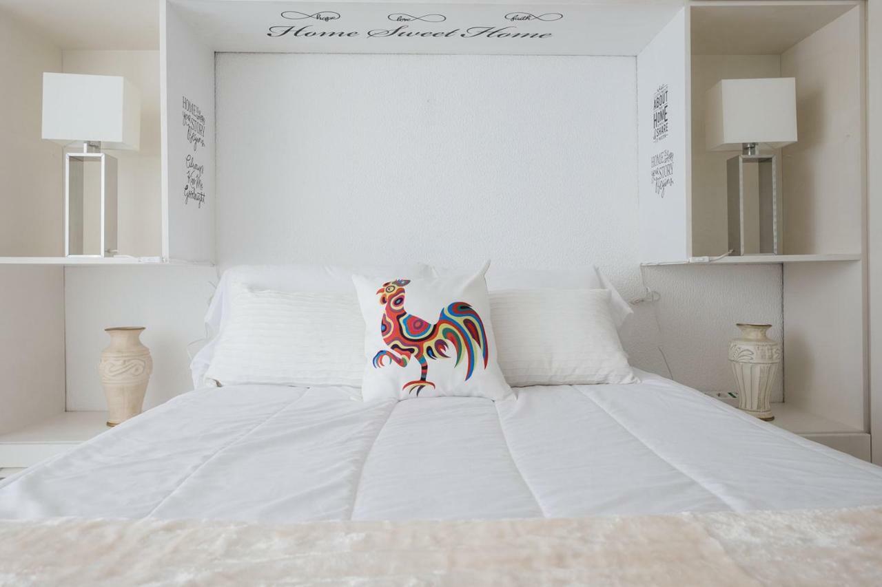 2 Room Condo - 5 Mins From Costa Da Caparica Beach & Bars Ngoại thất bức ảnh