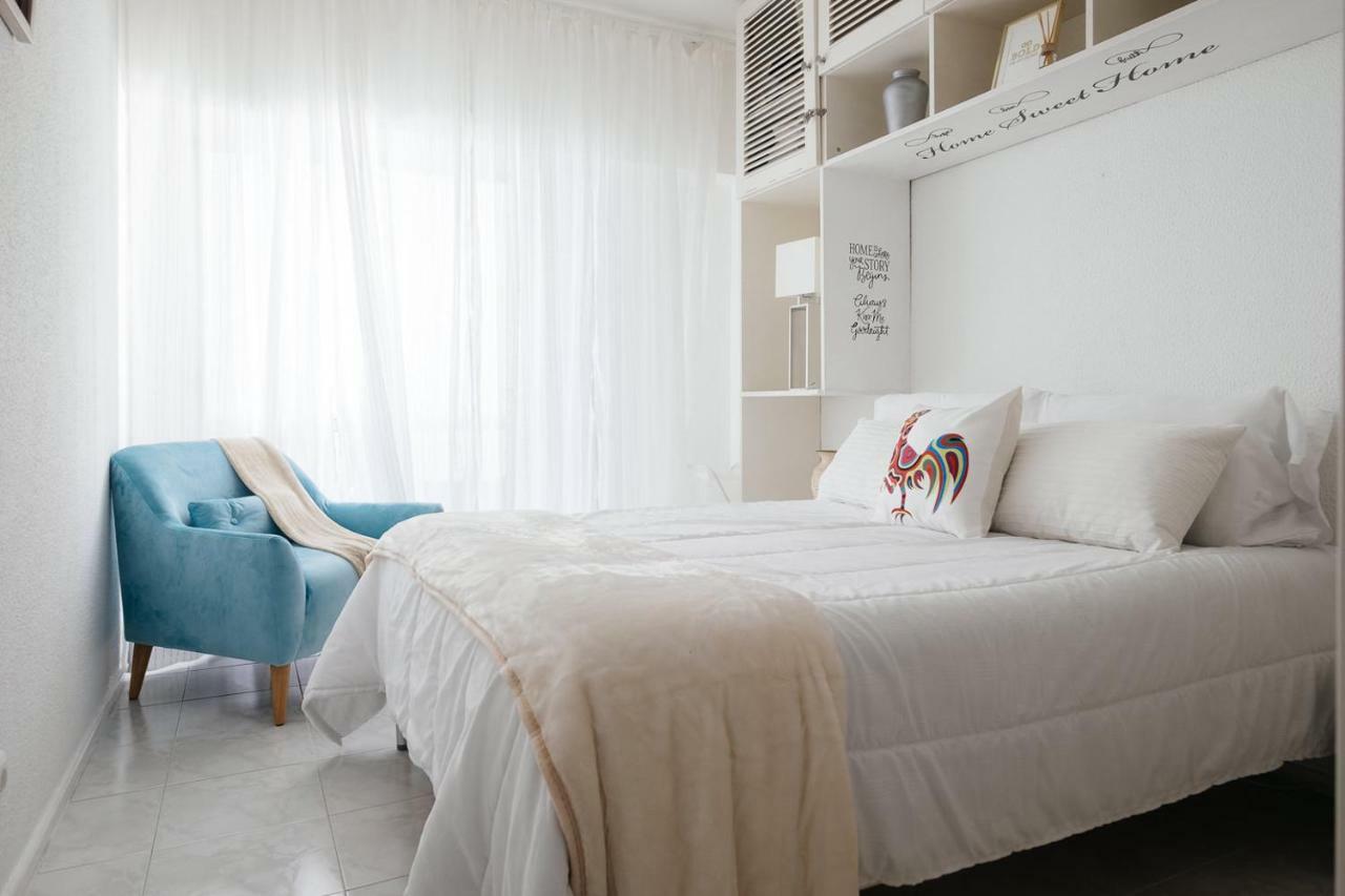 2 Room Condo - 5 Mins From Costa Da Caparica Beach & Bars Ngoại thất bức ảnh